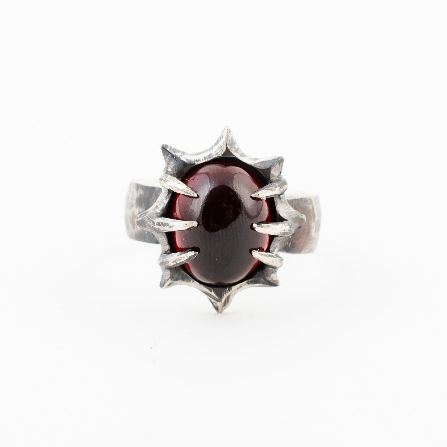 Anemnesis Ring // Garnet