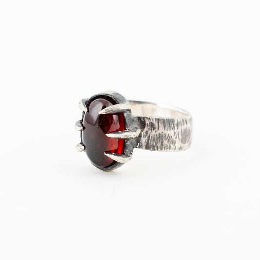 Bloodwar  Ring // Garnet