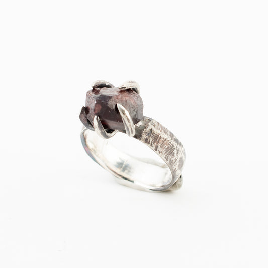 Bones II Ring // Garnet