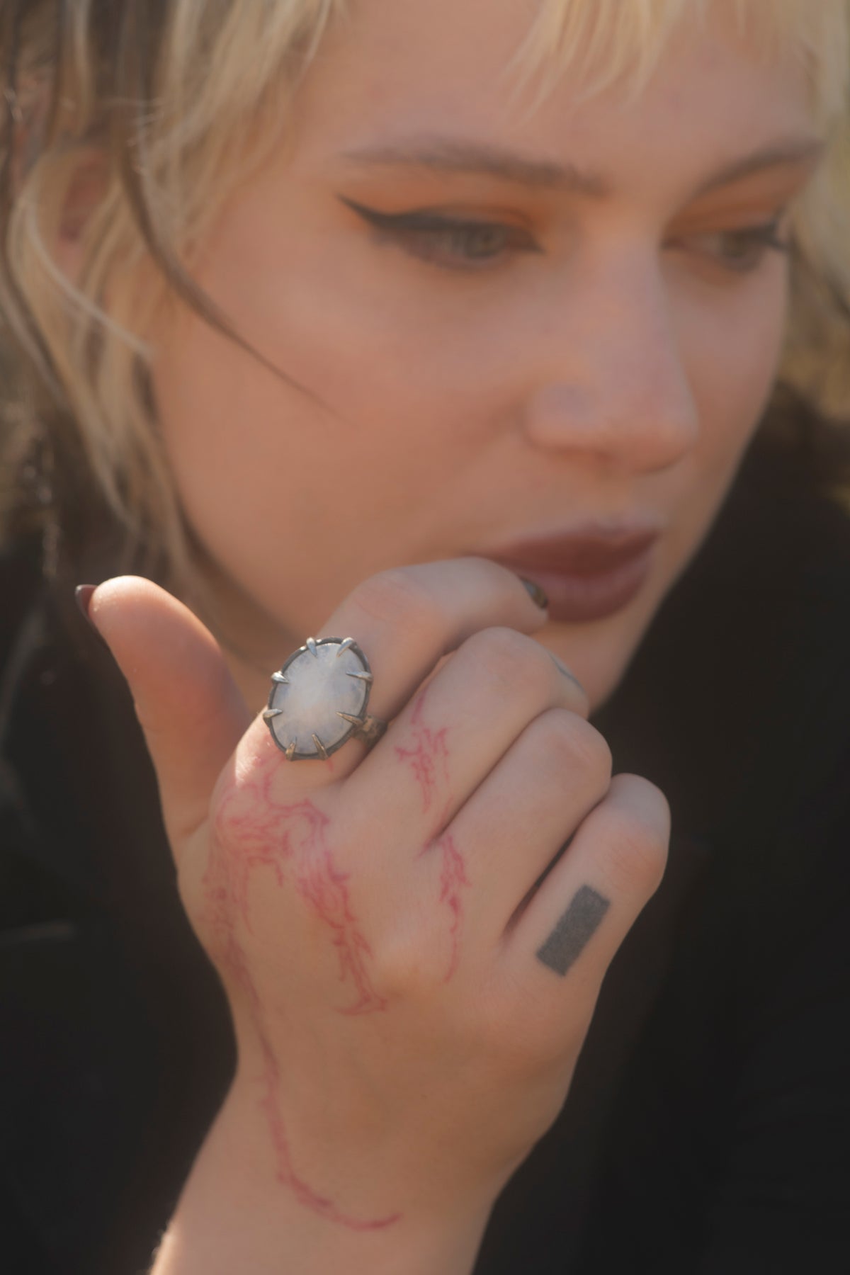 // Moonstone 4