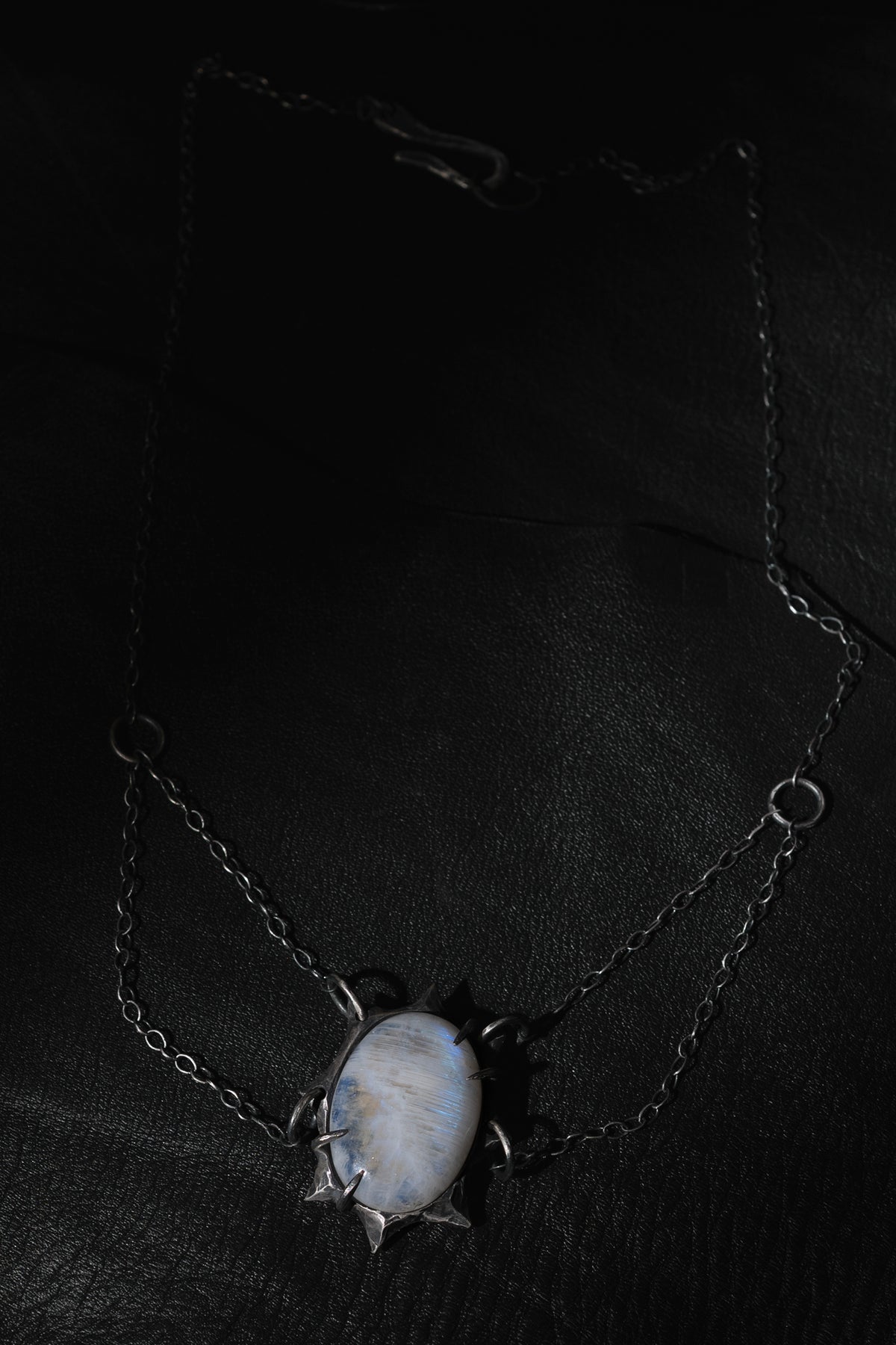 // Moonstone 6