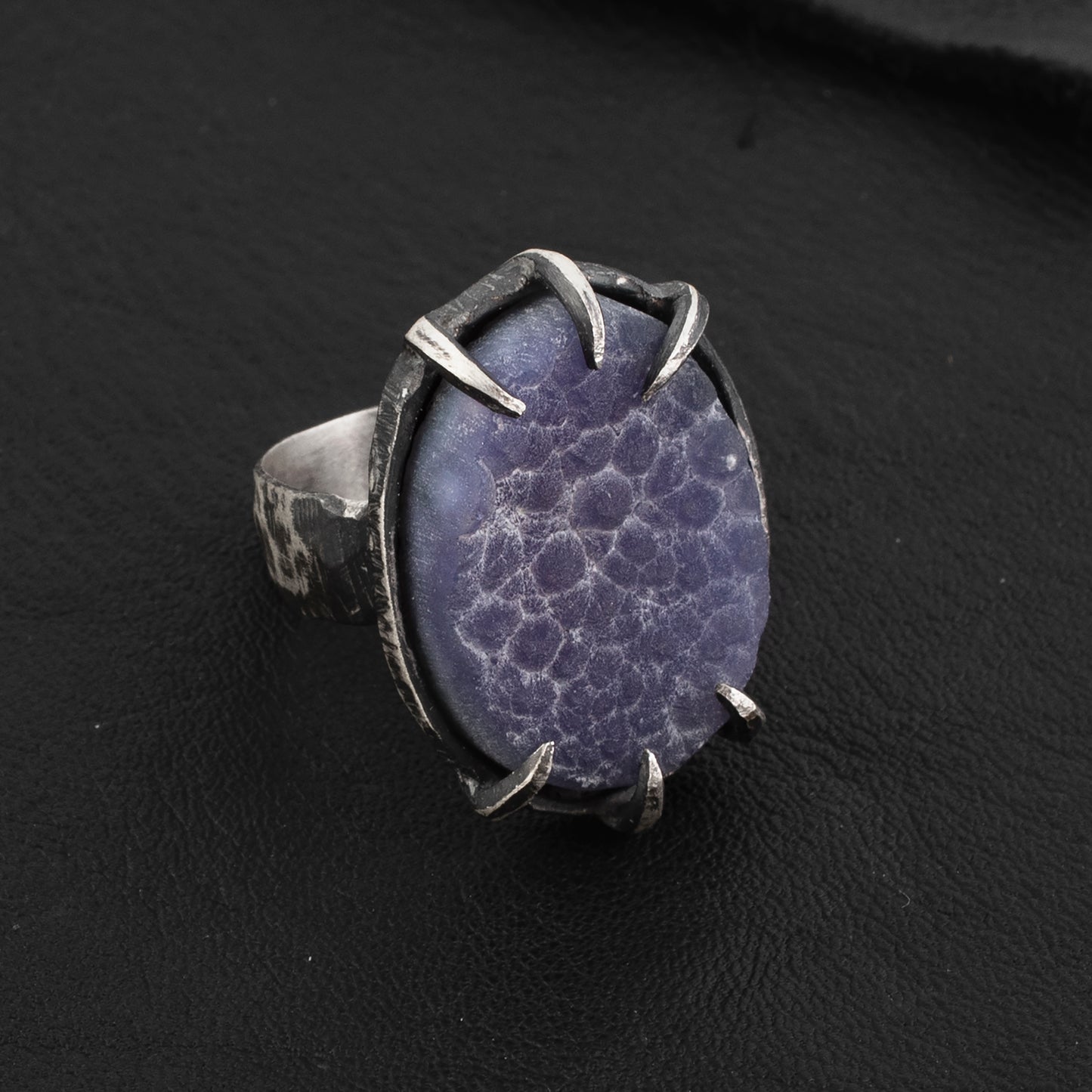 Headless Eyes Ring // Grape Agate