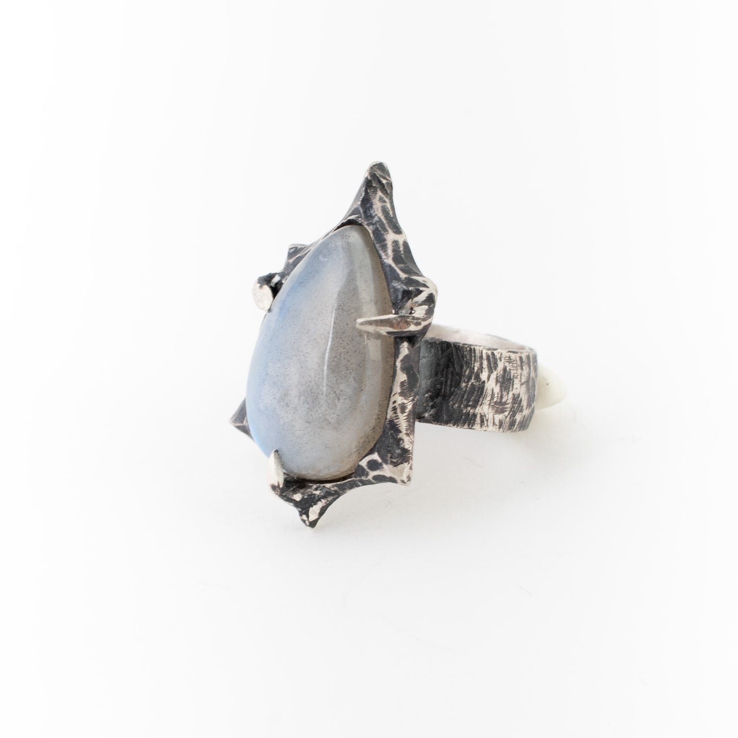 Forgotten Ring // Labradorite