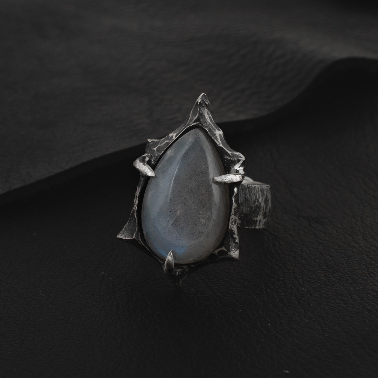 Forgotten Ring // Labradorite