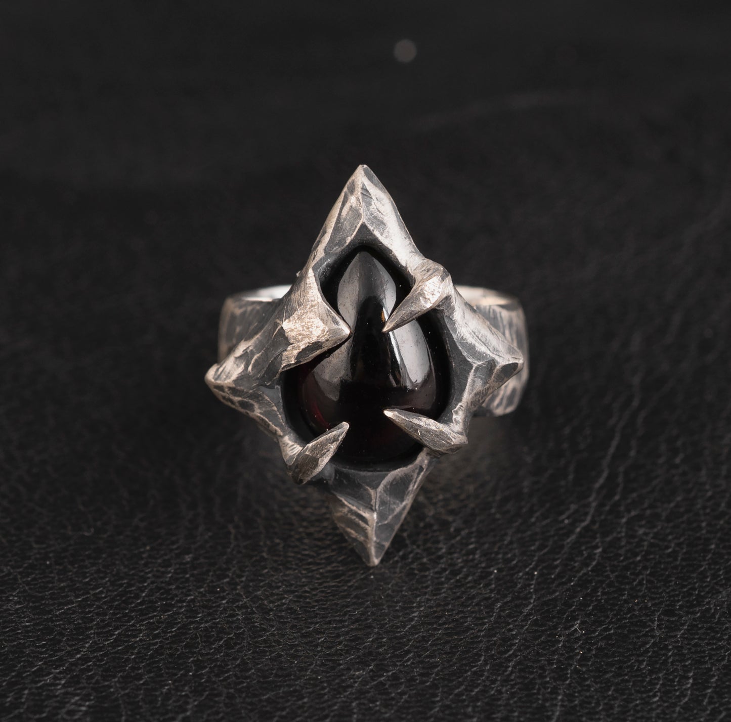 Palace Ring // Garnet