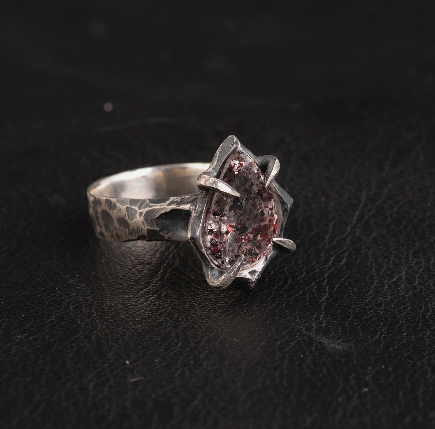 Shadowscape Ring // Lepidocrocite