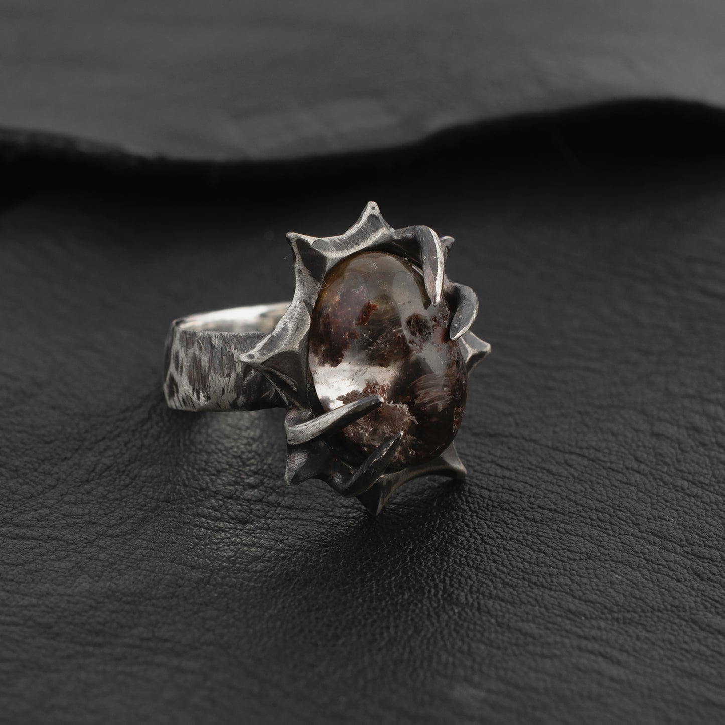 Little Grave Ring // Garden Quartz // Lodolite