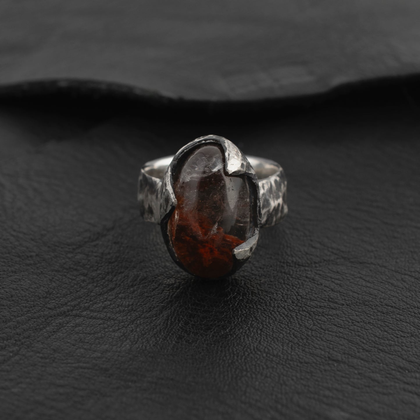 Hollow Ring // Garden Quartz // Lodolite