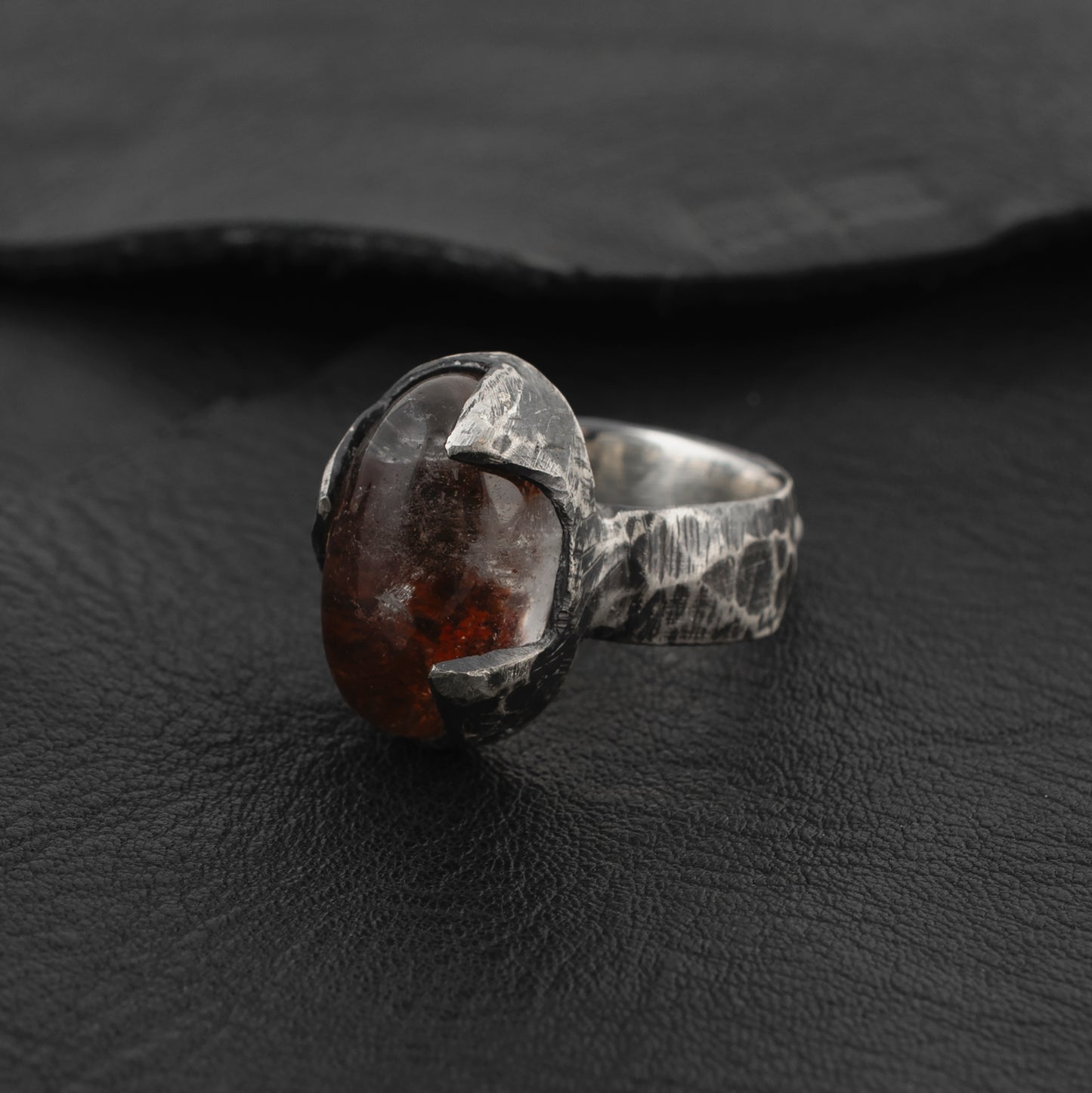 Hollow Ring // Garden Quartz // Lodolite