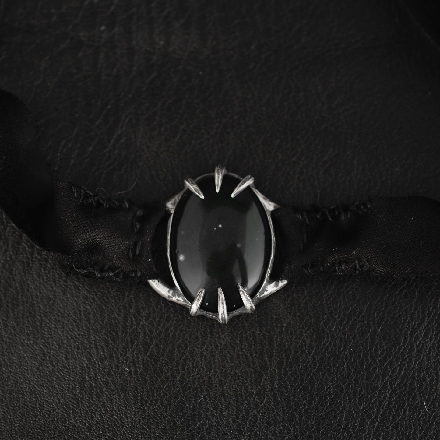 Need Choker // Rainbow Obsidian