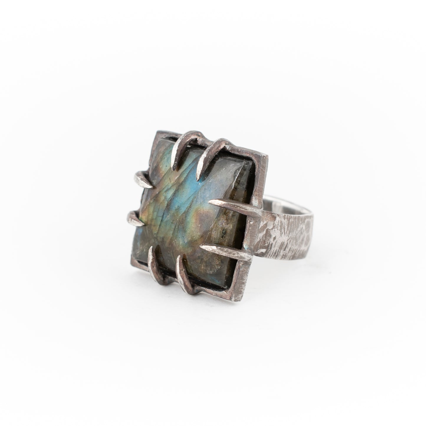 Soft Peaks Ring // Labradorite