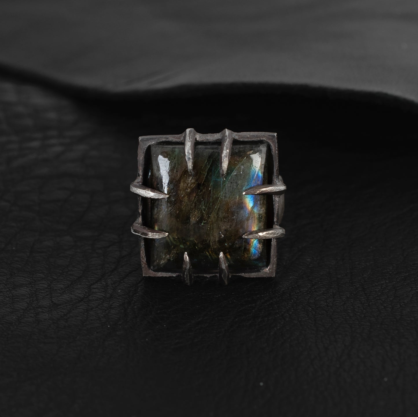 Soft Peaks Ring // Labradorite