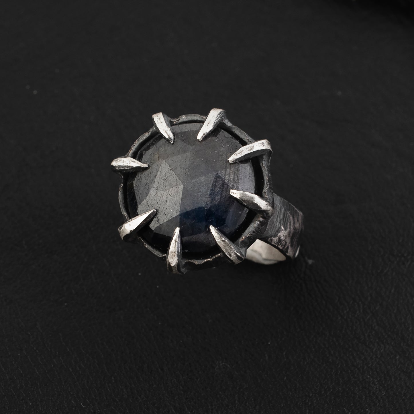 Cupio Dissolvi Ring // Sapphire
